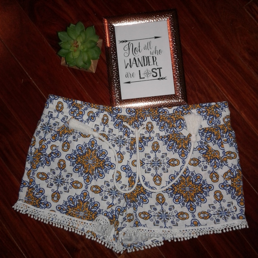 Jolt | bohemian draw string shorts